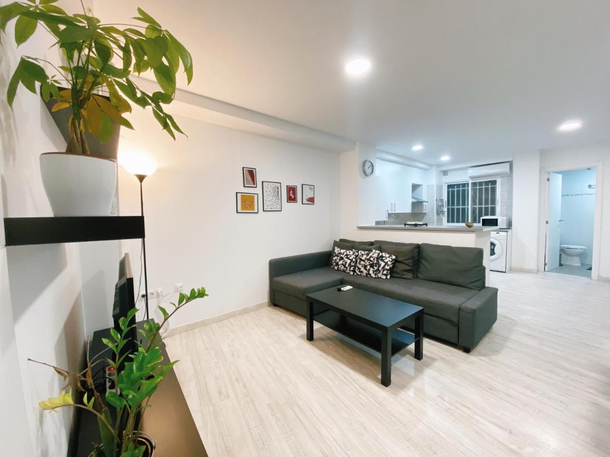 Gmc Turistics - Great Apartment For Groups & Families Málaga Extérieur photo