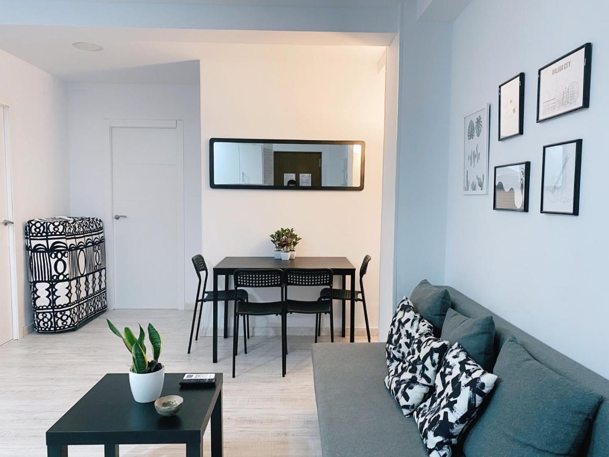 Gmc Turistics - Great Apartment For Groups & Families Málaga Extérieur photo